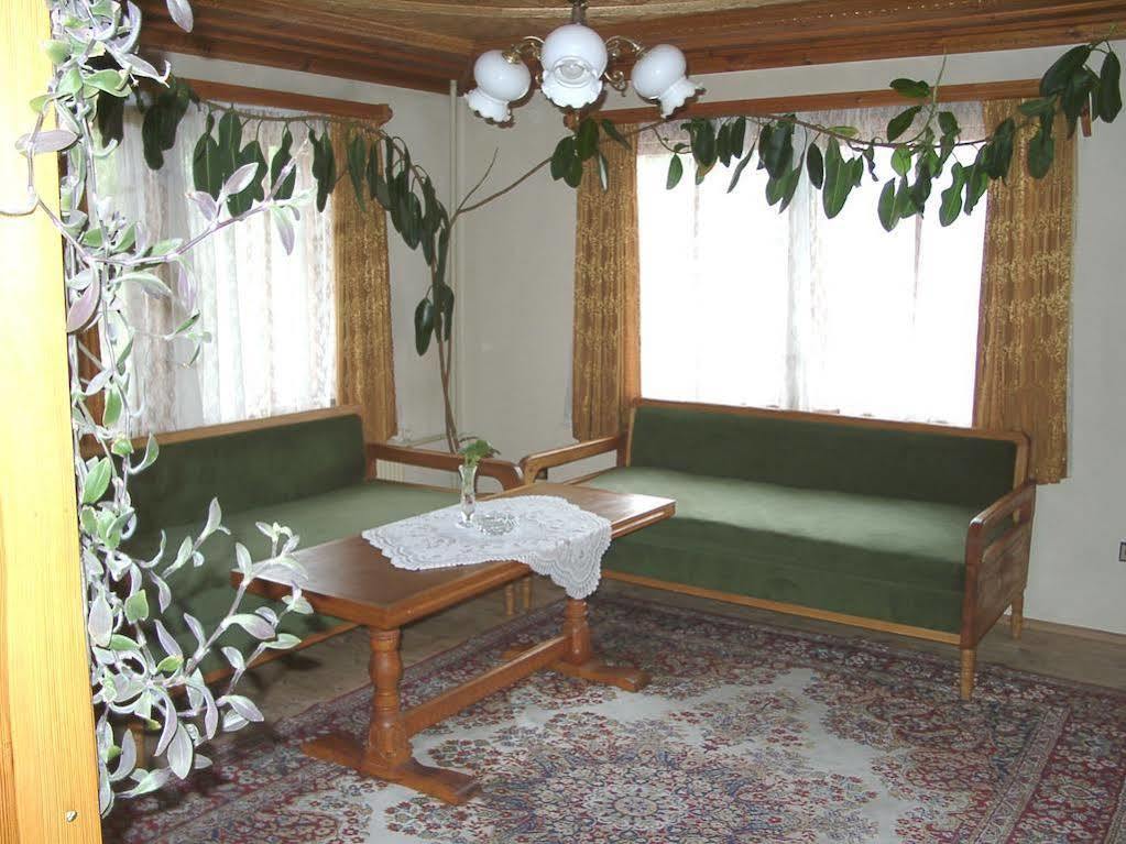 Guest Rooms Dona Koprivshtitsa Ngoại thất bức ảnh